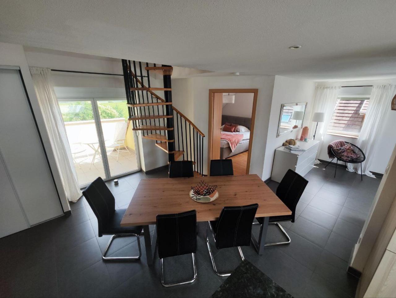 Bel Appartement En Centre Alsace 킨츠하임 외부 사진